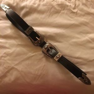 Double Buckle Belt - PrettyLittleThing